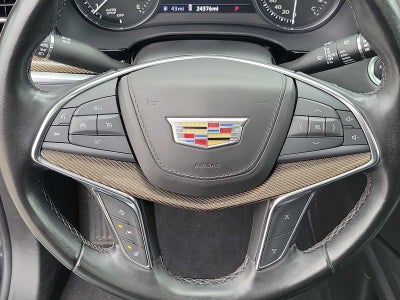2022 Cadillac XT5 AWD Premium Luxury