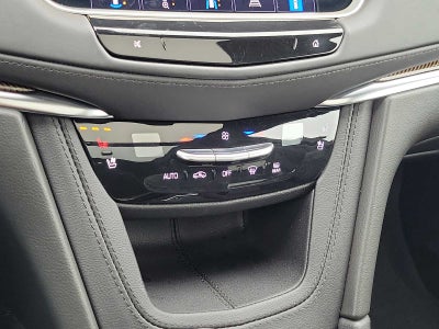 2022 Cadillac XT5 AWD Premium Luxury