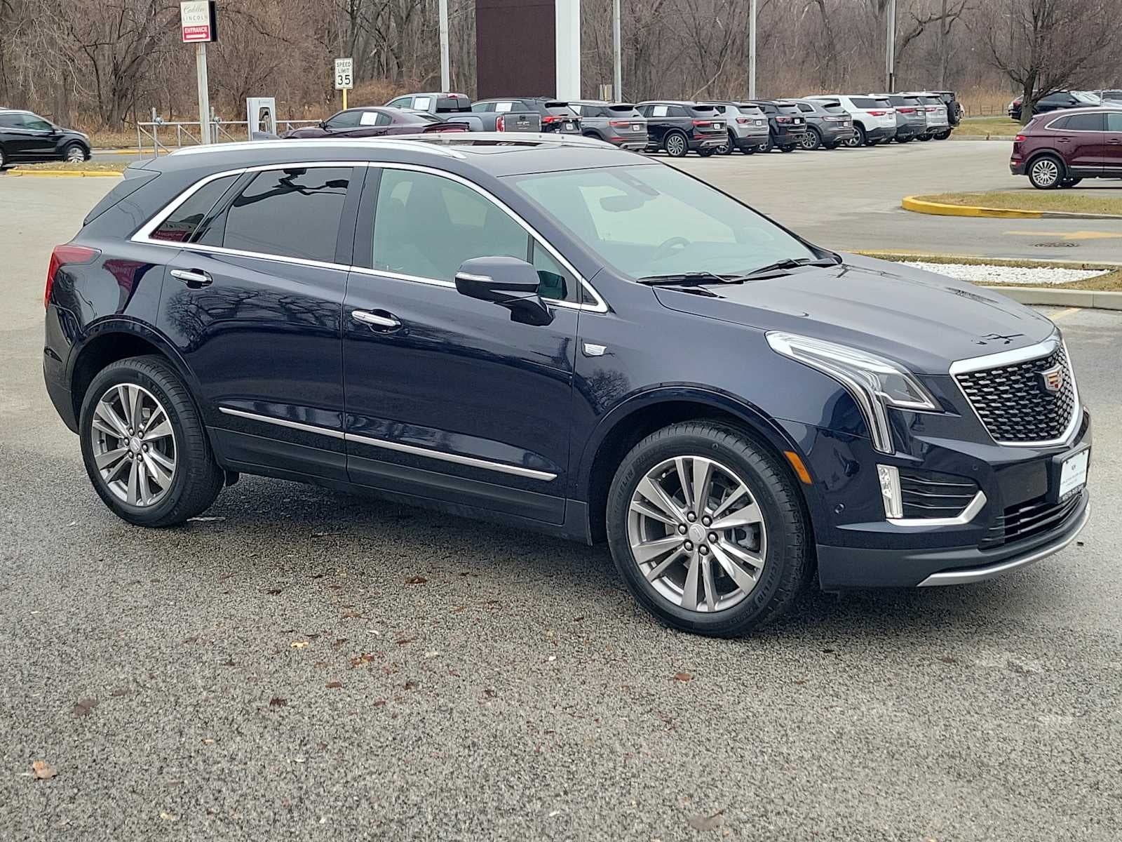 2022 Cadillac XT5 AWD Premium Luxury