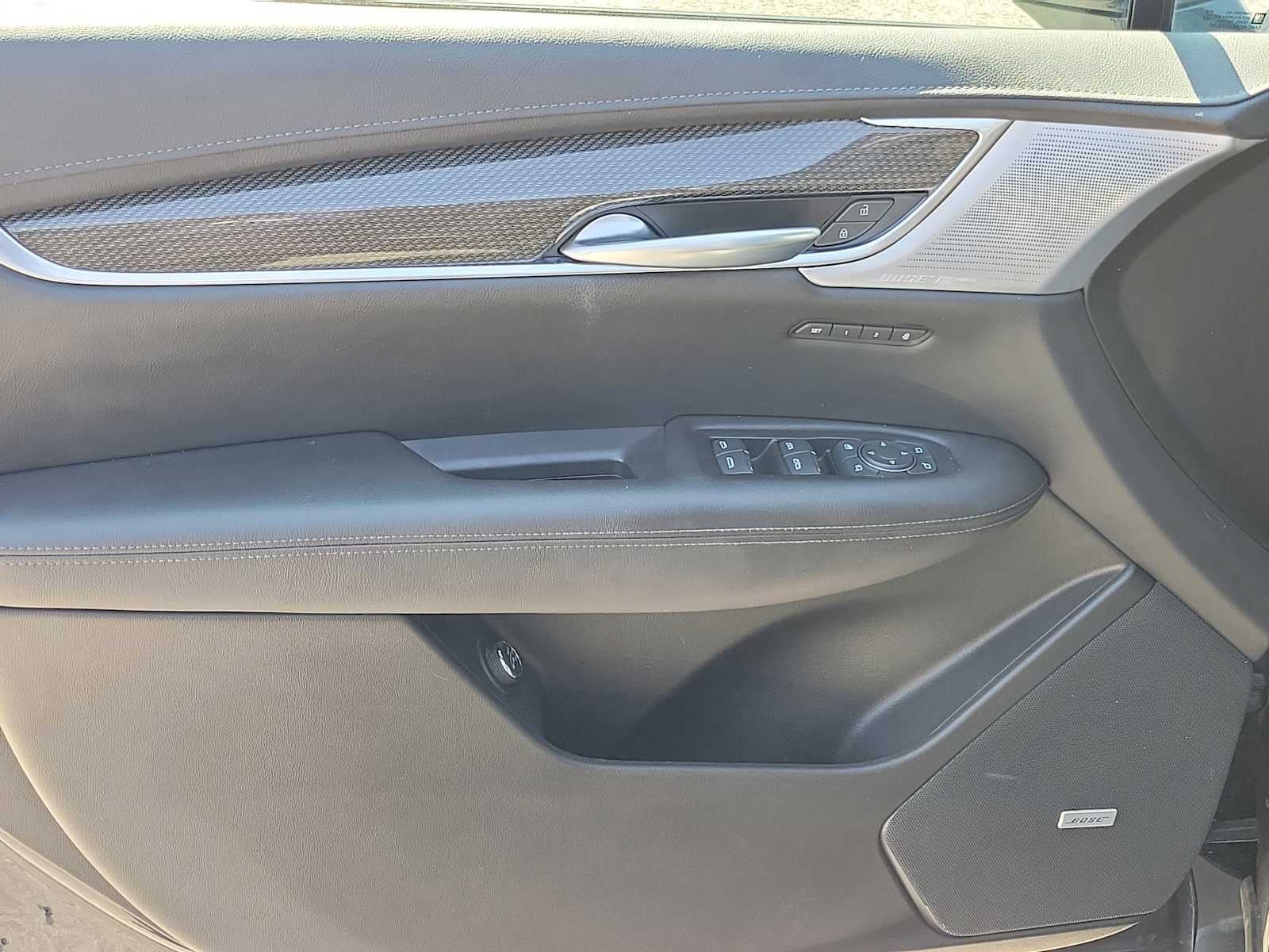 2023 Cadillac XT5 AWD Sport