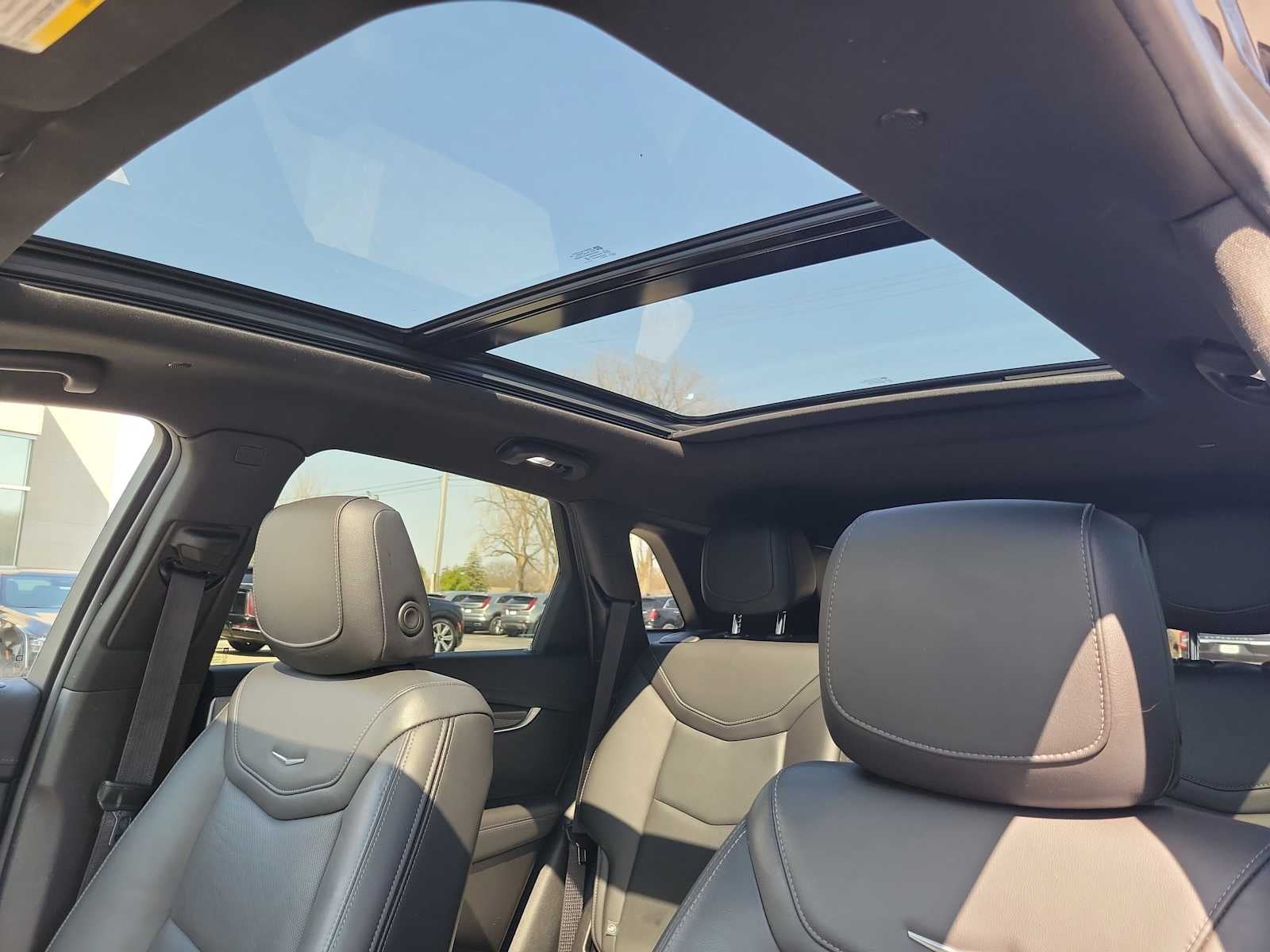 2023 Cadillac XT5 AWD Sport