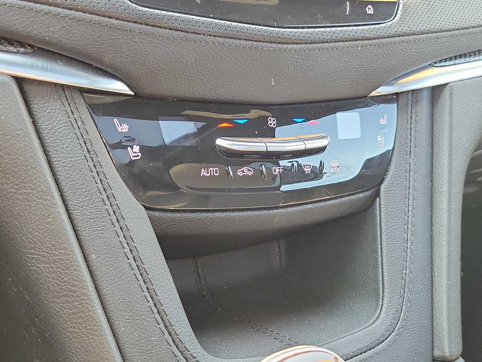 2023 Cadillac XT5 AWD Sport
