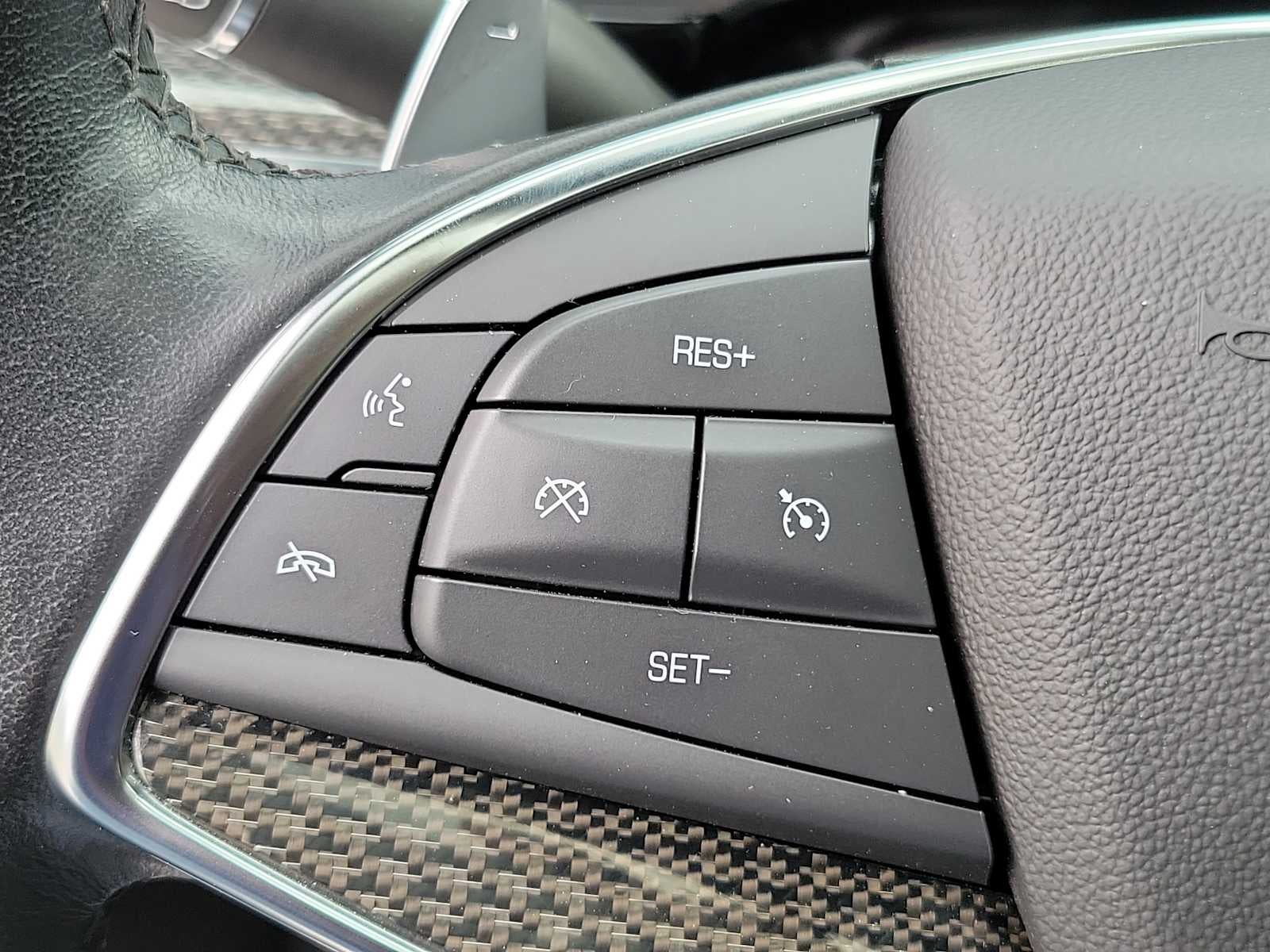 2023 Cadillac XT5 AWD Sport