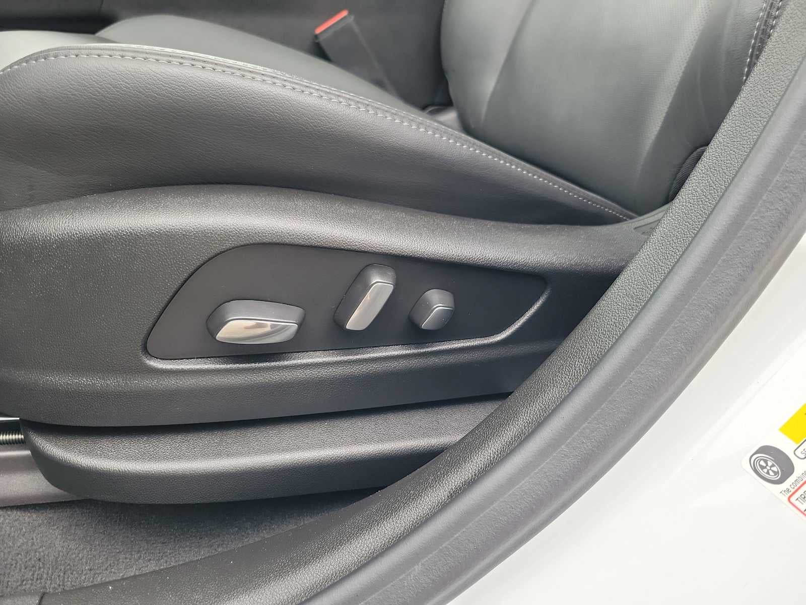 2024 Cadillac XT6 AWD Premium Luxury