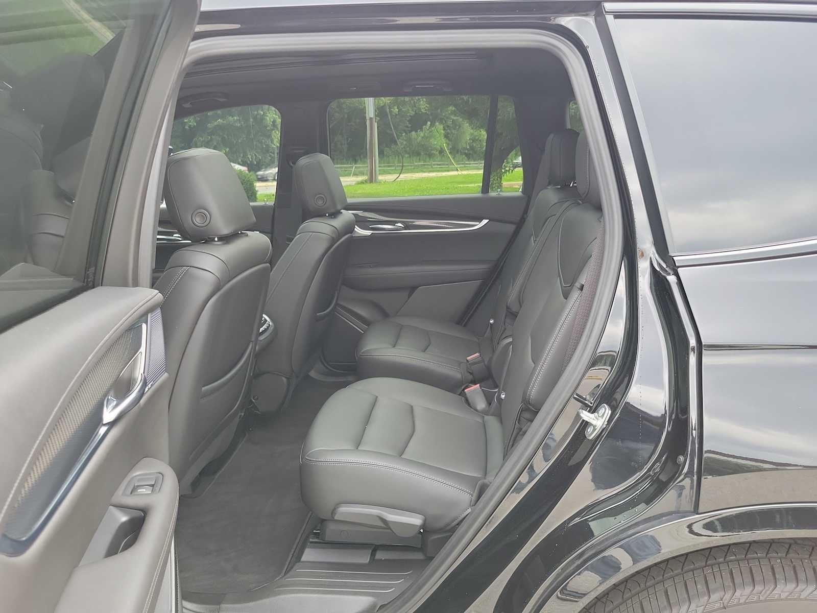 2024 Cadillac XT6 AWD Sport