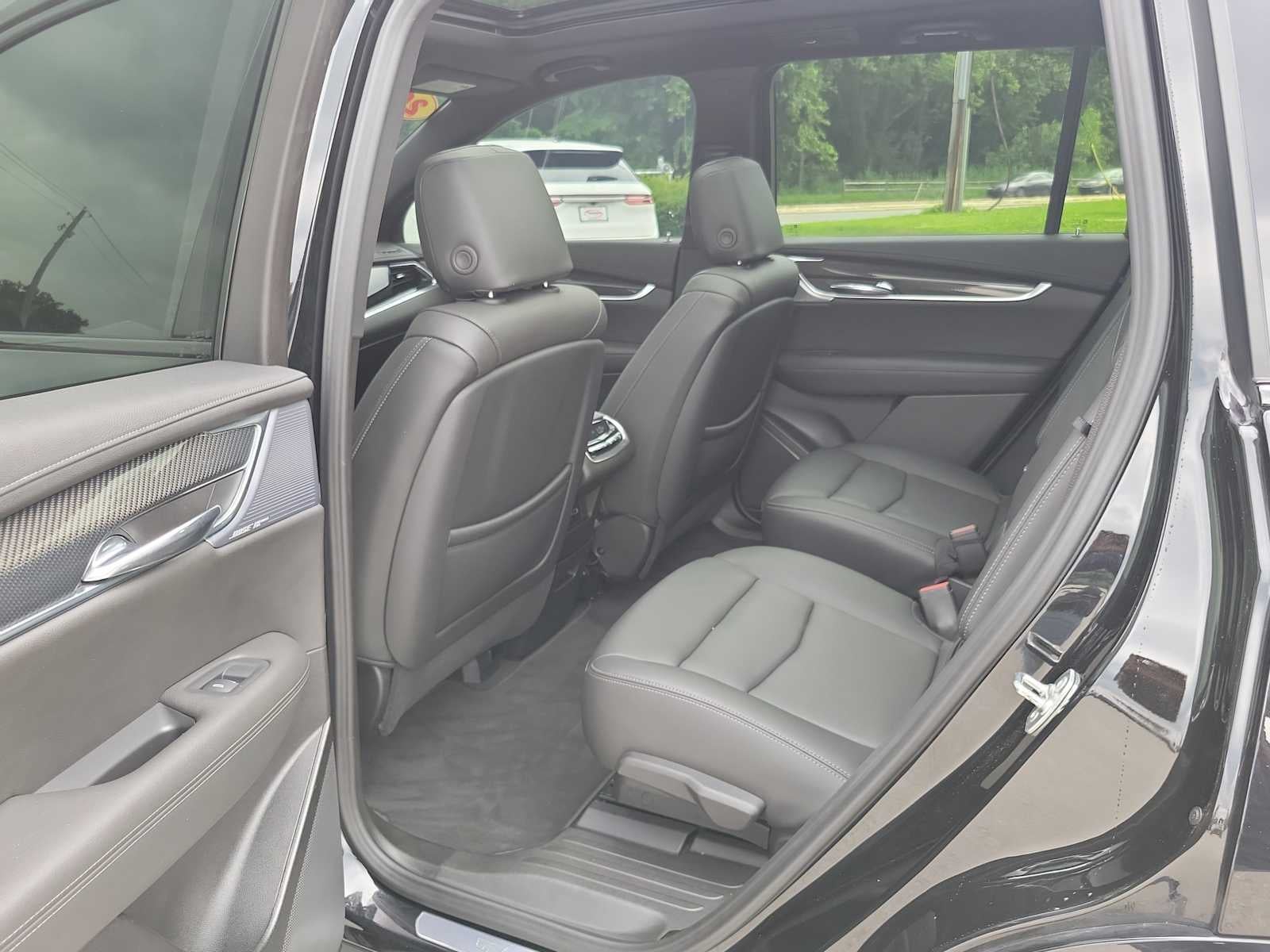 2024 Cadillac XT6 AWD Sport