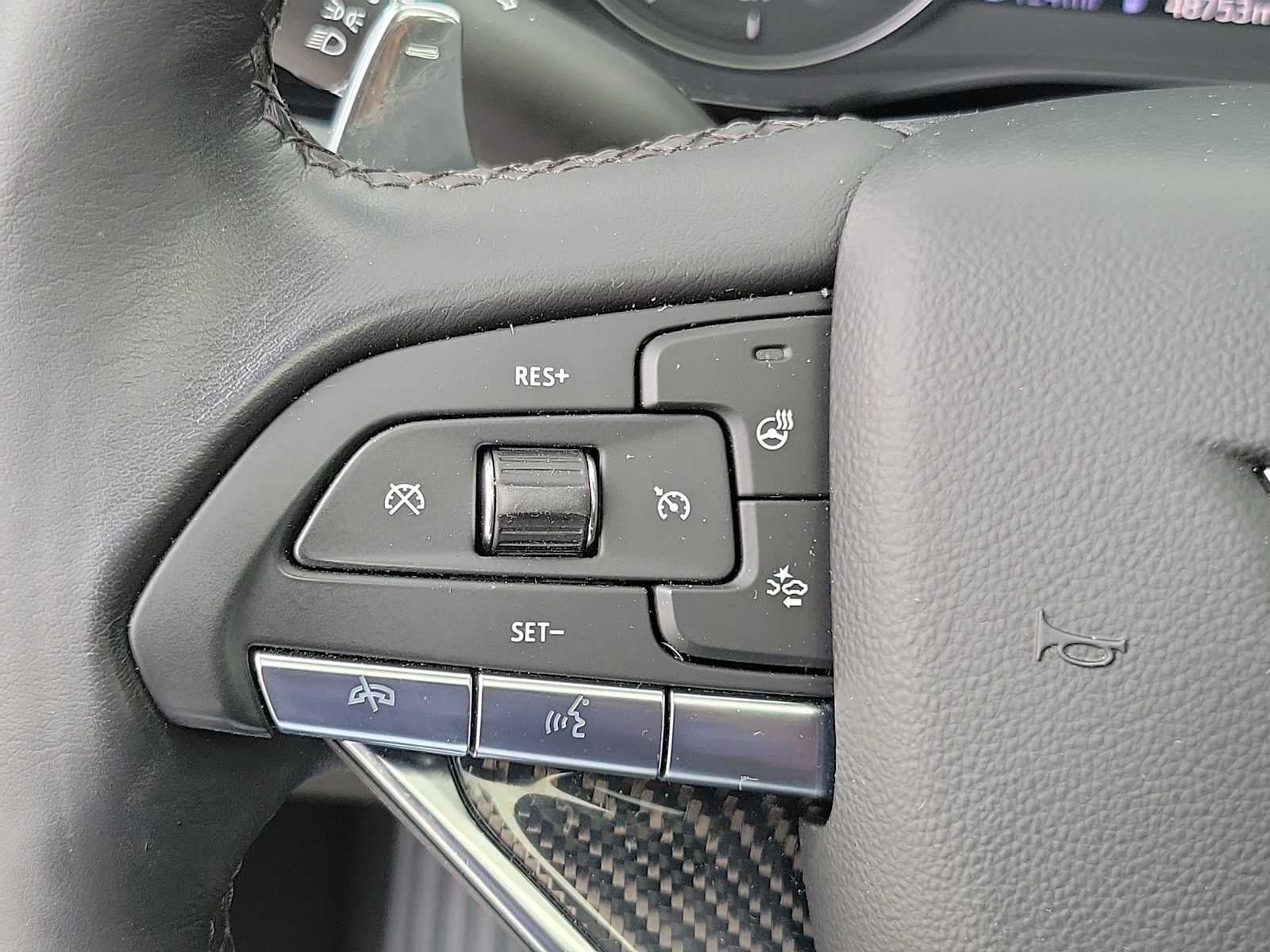 2024 Cadillac XT6 AWD Sport