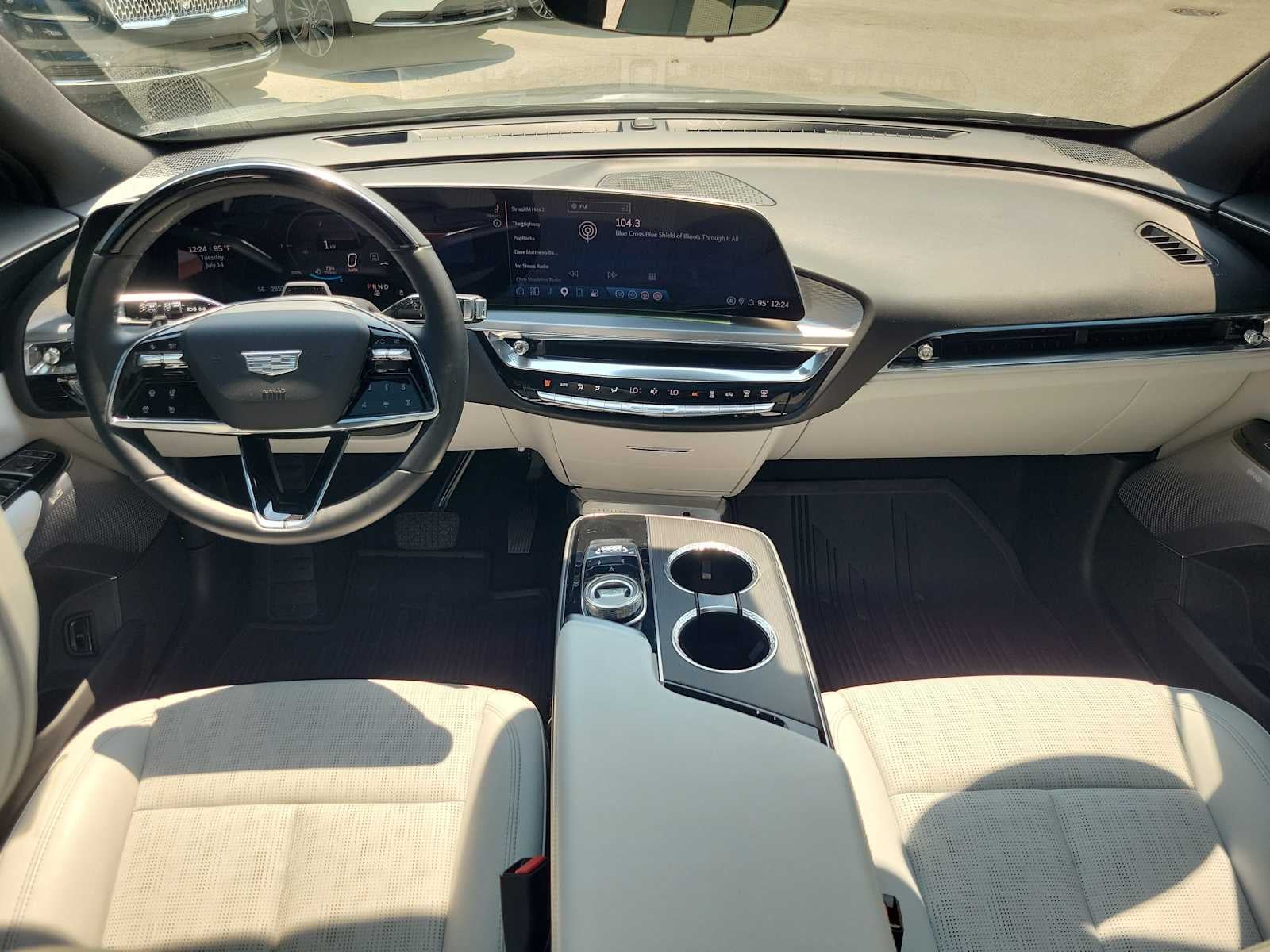 2024 Cadillac LYRIQ Sport