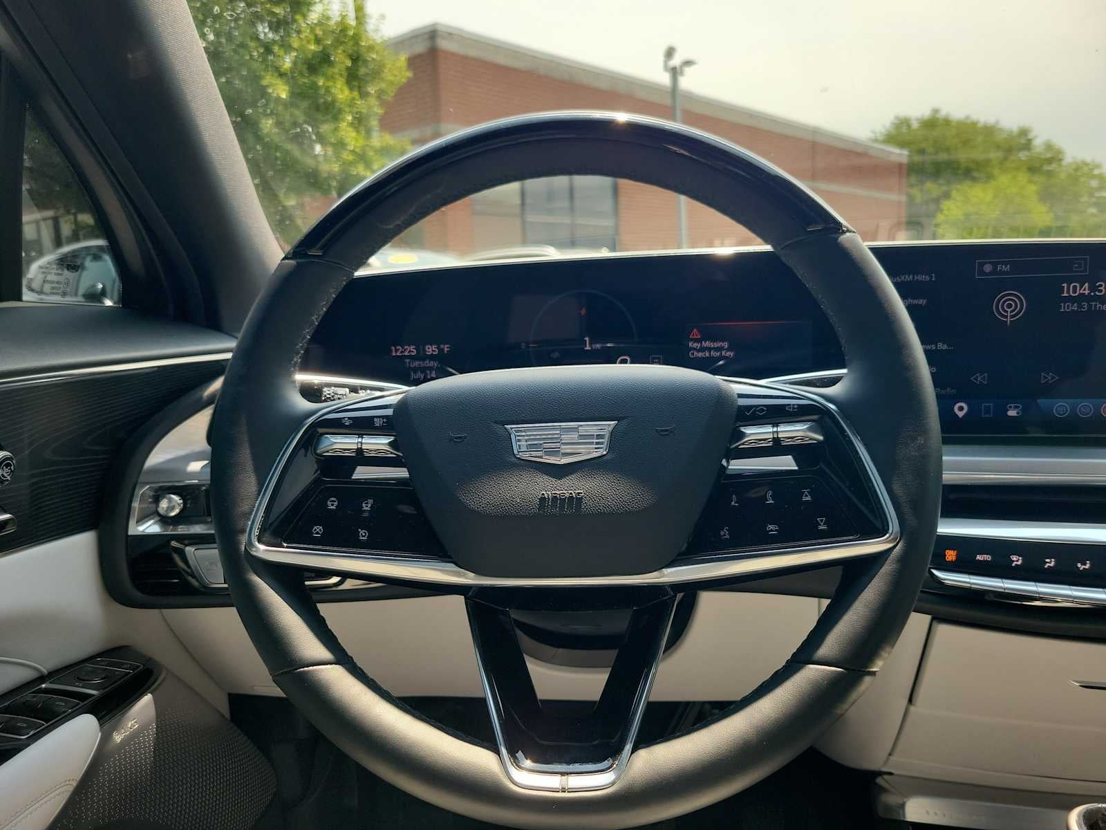 2024 Cadillac LYRIQ Sport