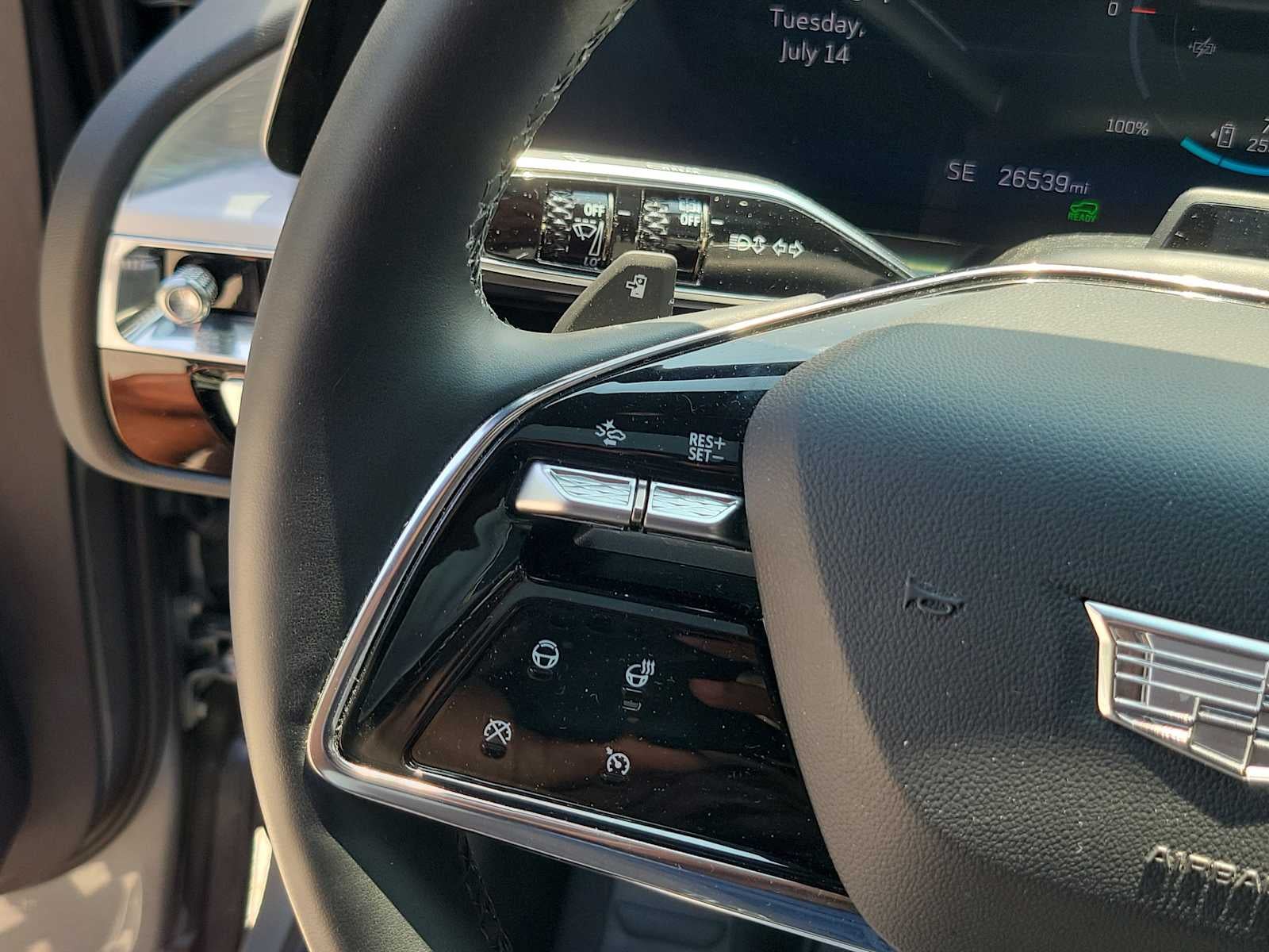 2024 Cadillac LYRIQ Sport
