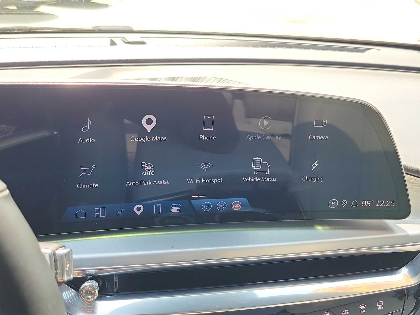 2024 Cadillac LYRIQ Sport