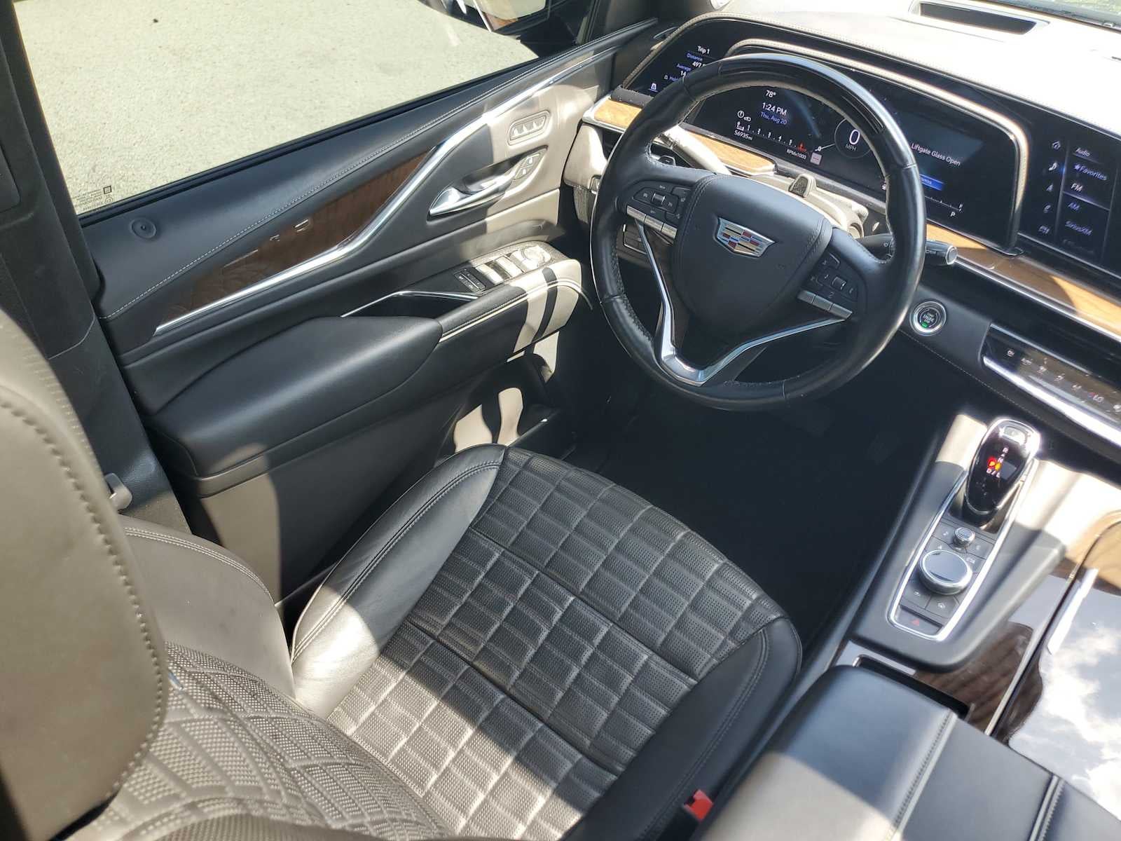2023 Cadillac Escalade 4WD Sport Platinum