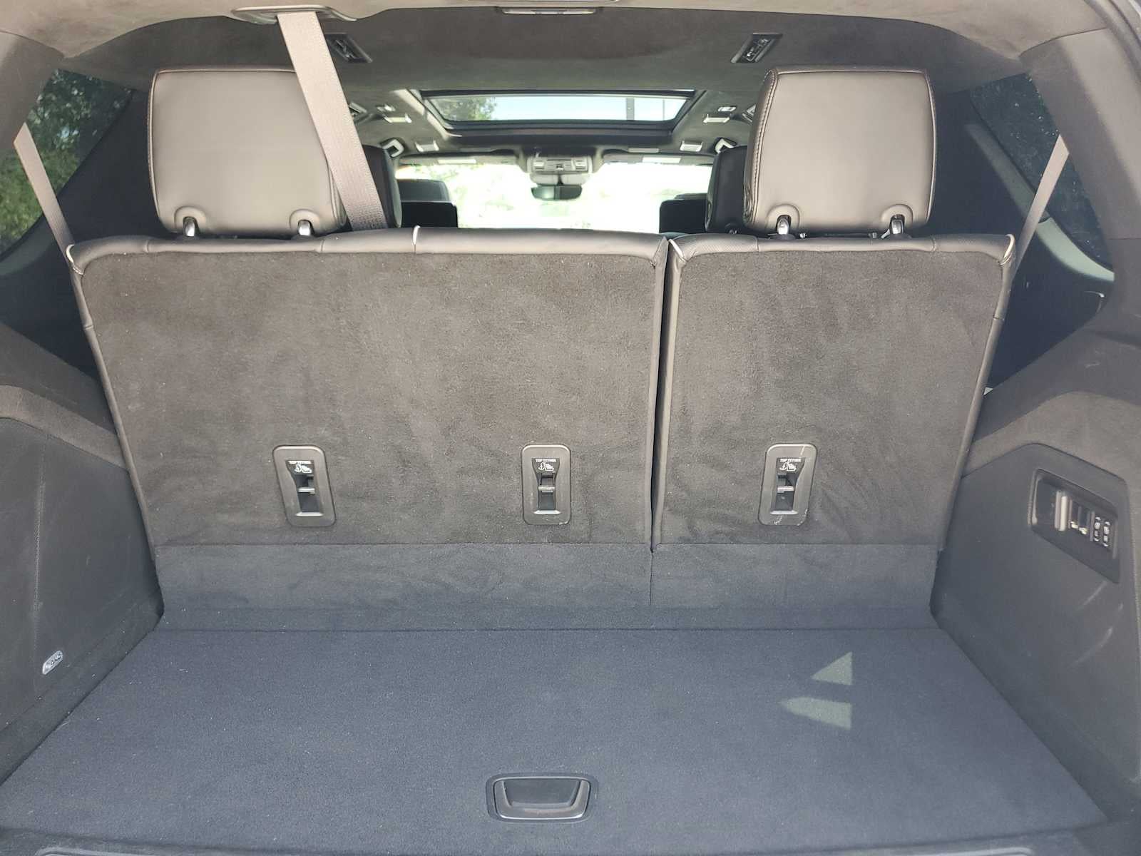 2023 Cadillac Escalade 4WD Sport Platinum