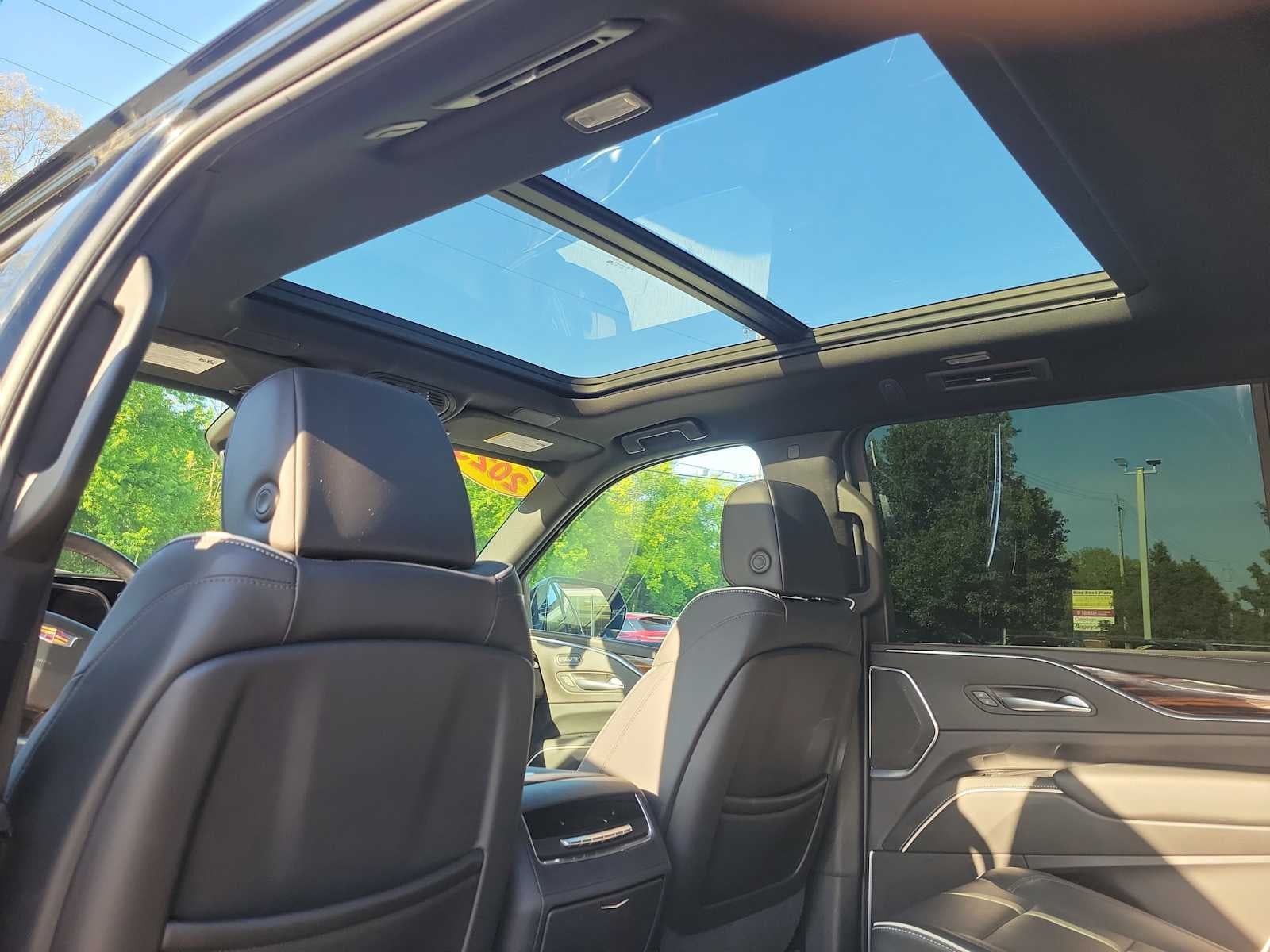 2023 Cadillac Escalade ESV 4WD Premium Luxury