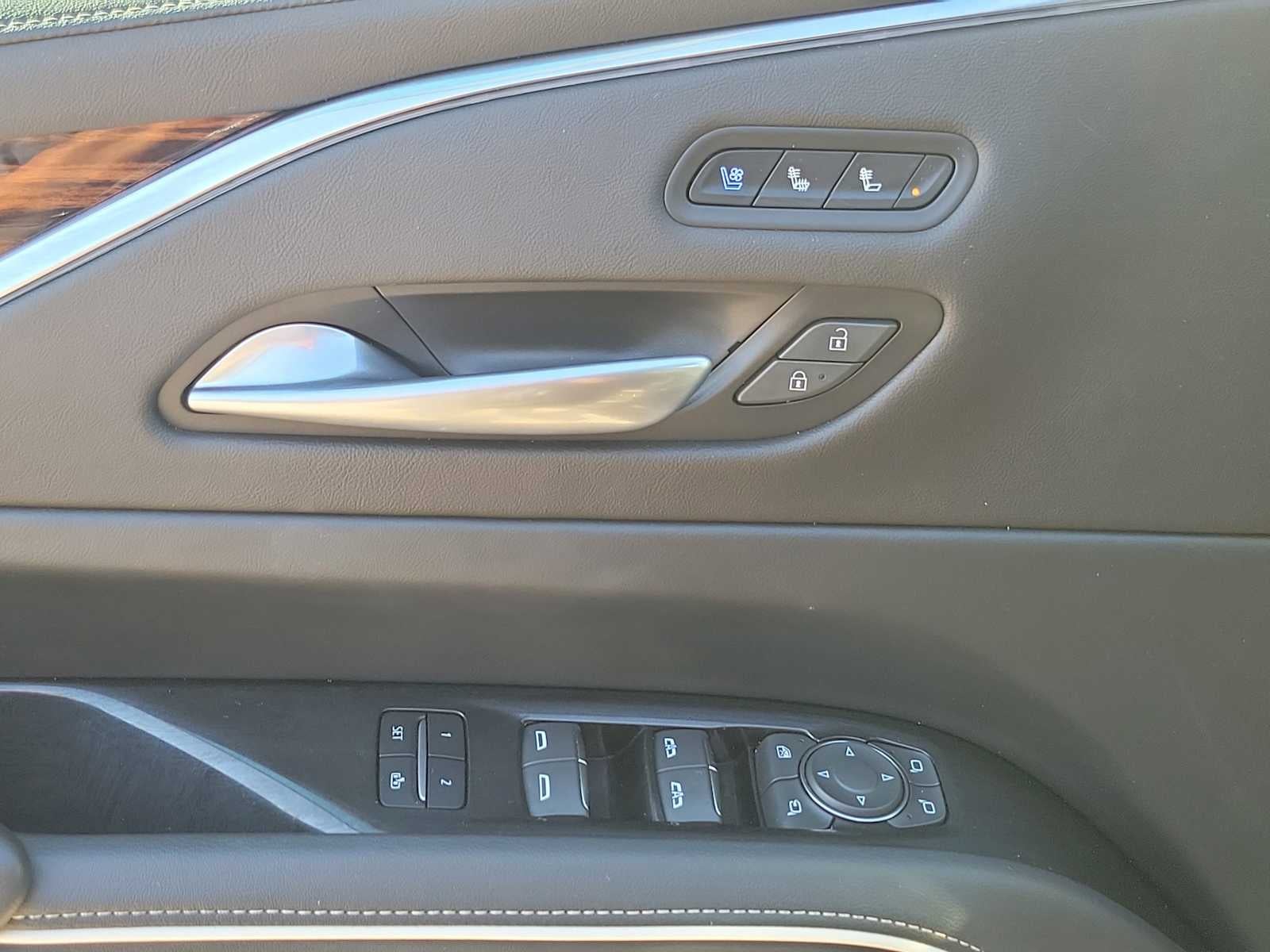 2023 Cadillac Escalade ESV 4WD Premium Luxury