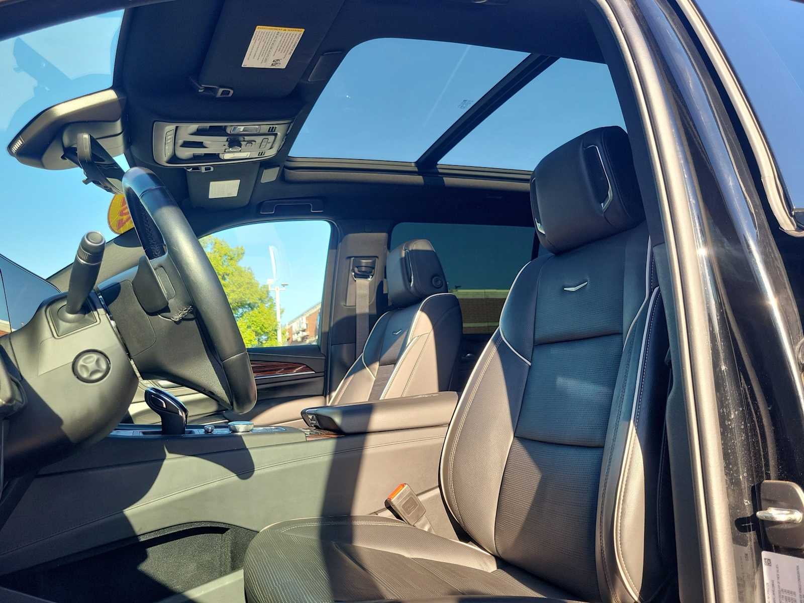 2023 Cadillac Escalade ESV 4WD Premium Luxury