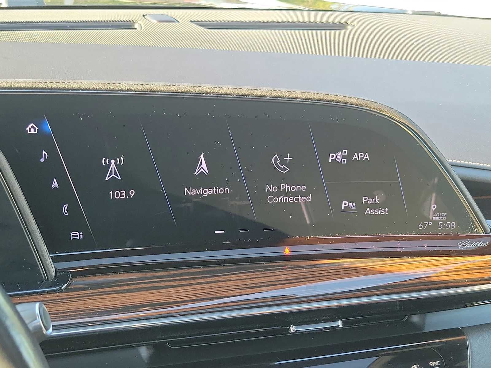 2023 Cadillac Escalade ESV 4WD Premium Luxury