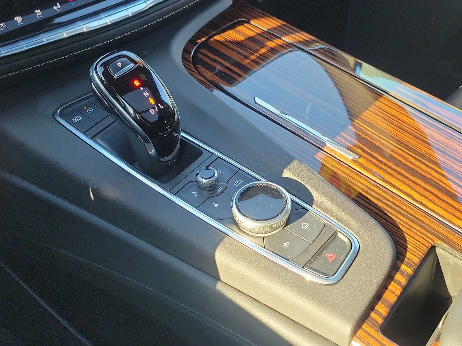 2023 Cadillac Escalade ESV 4WD Premium Luxury