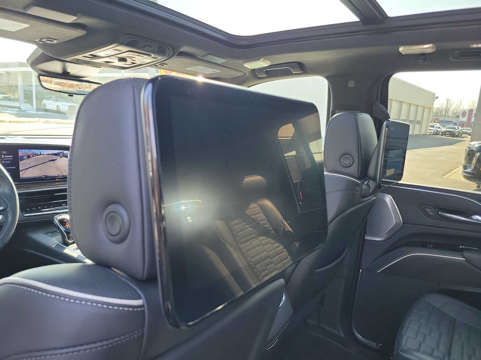 2022 Cadillac Escalade ESV Sport Platinum