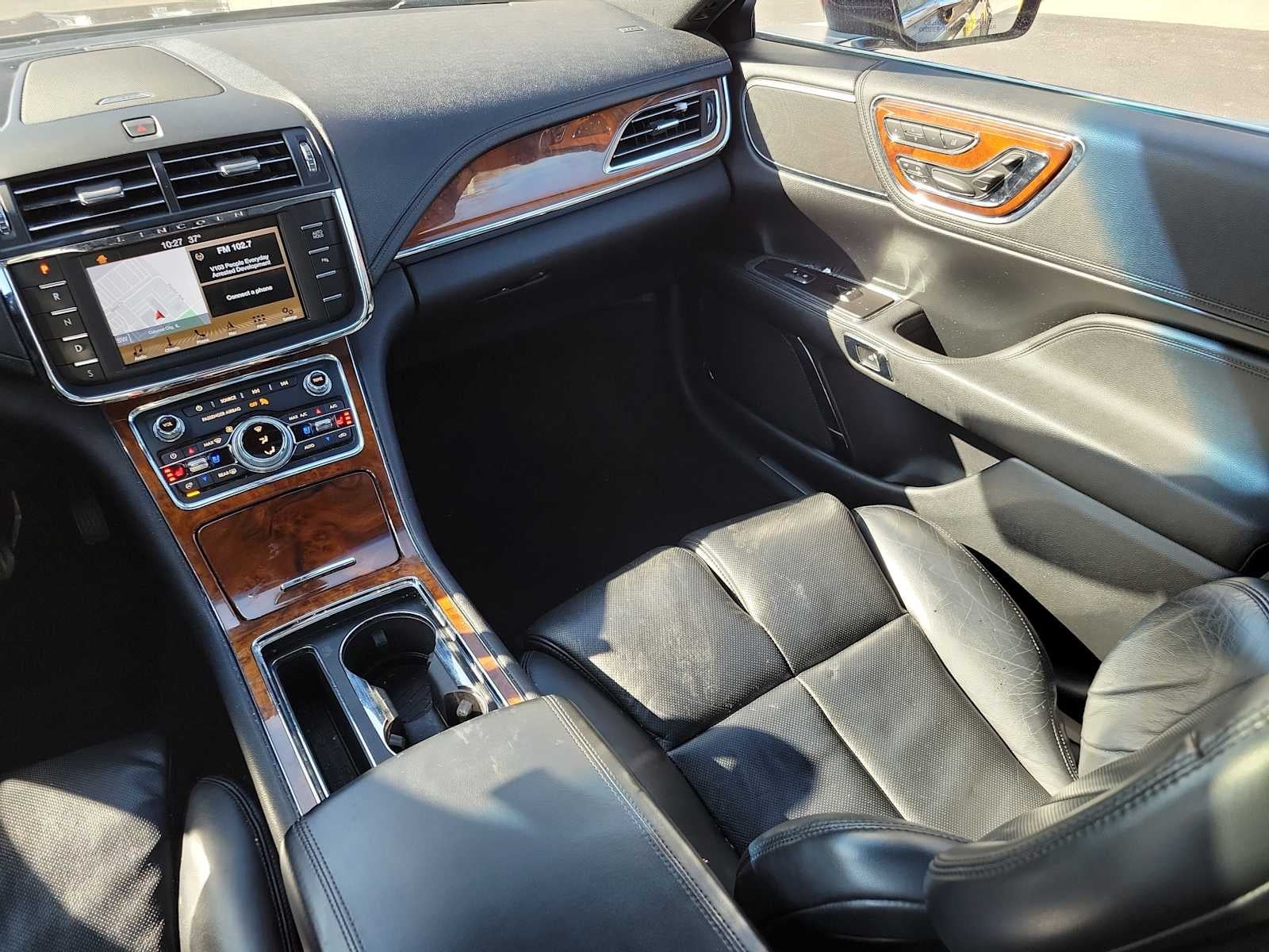 2017 Lincoln Continental Reserve