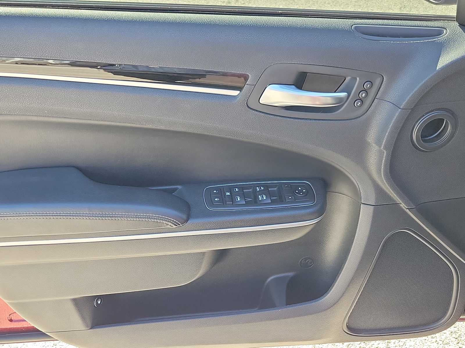 2018 Chrysler 300 300S