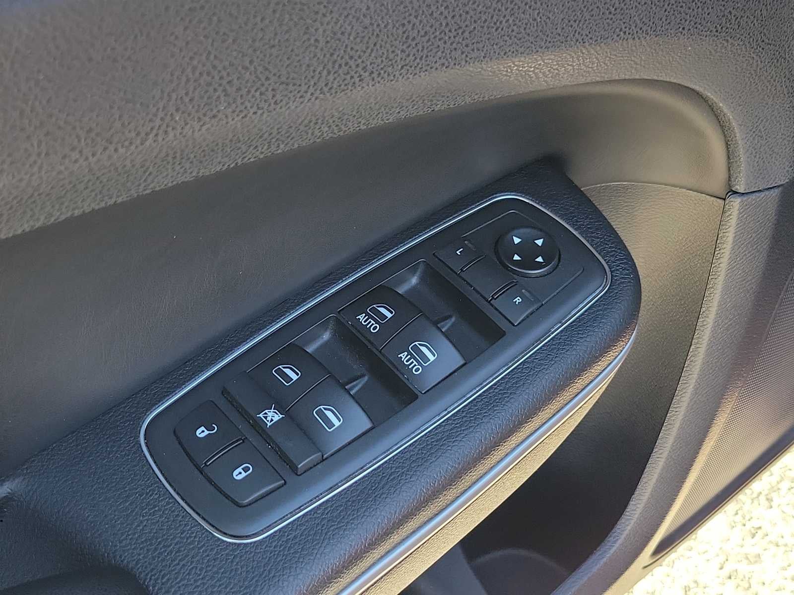 2018 Chrysler 300 300S