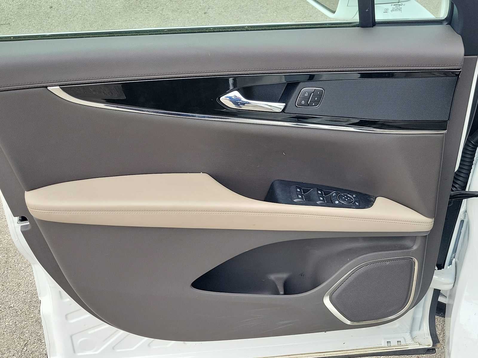 2023 Lincoln Nautilus Standard