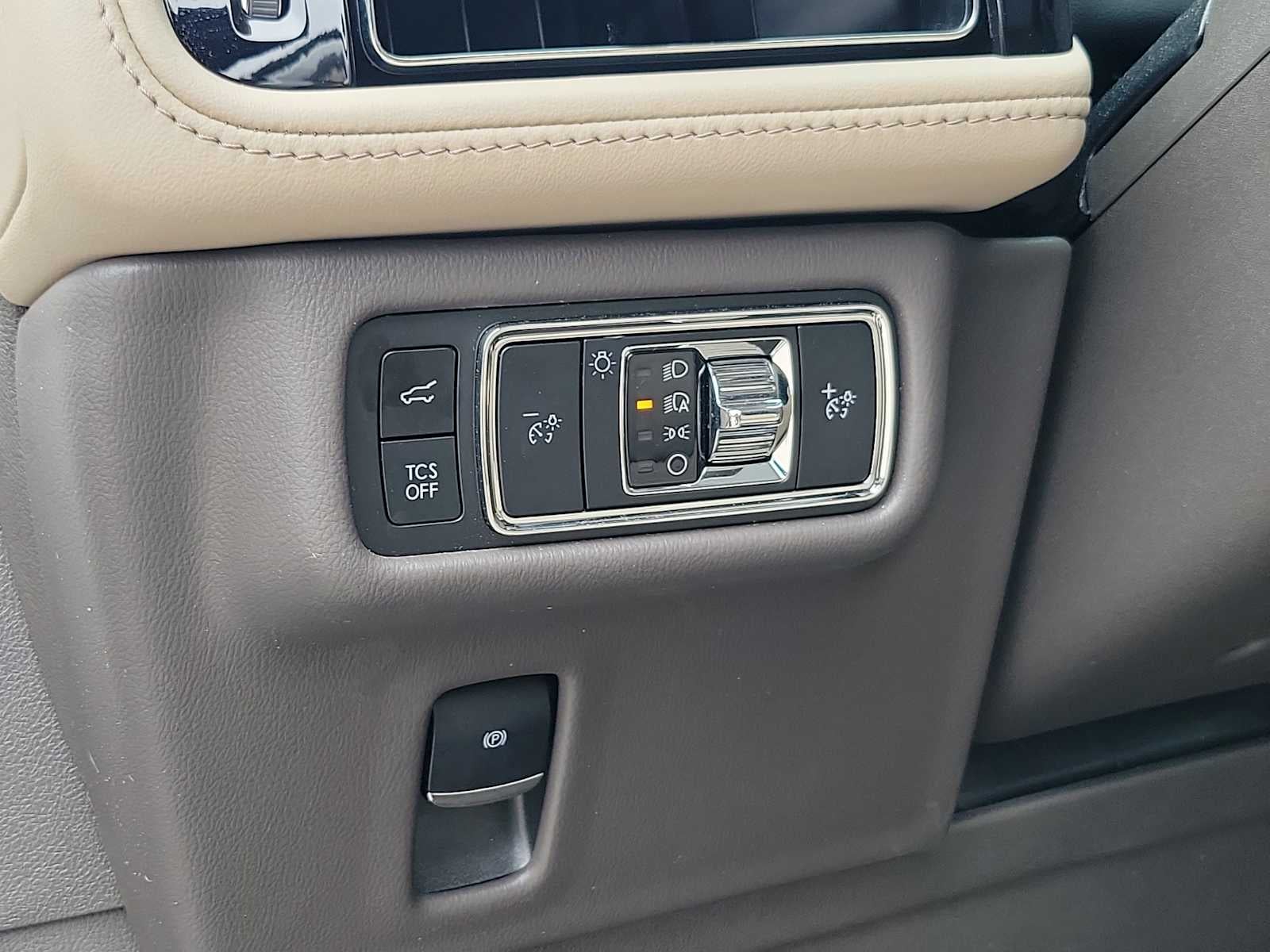 2023 Lincoln Nautilus Standard