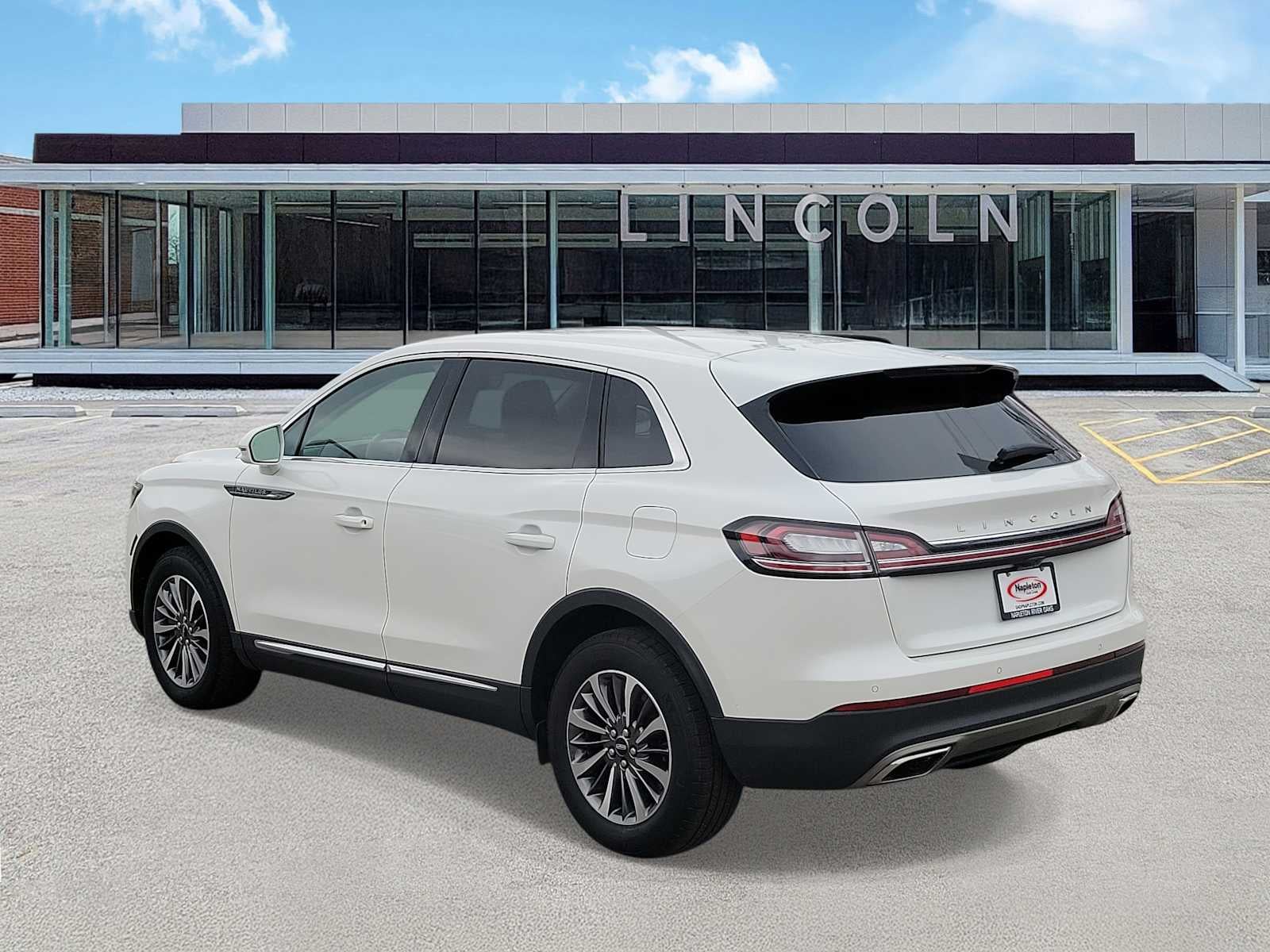 2023 Lincoln Nautilus Standard