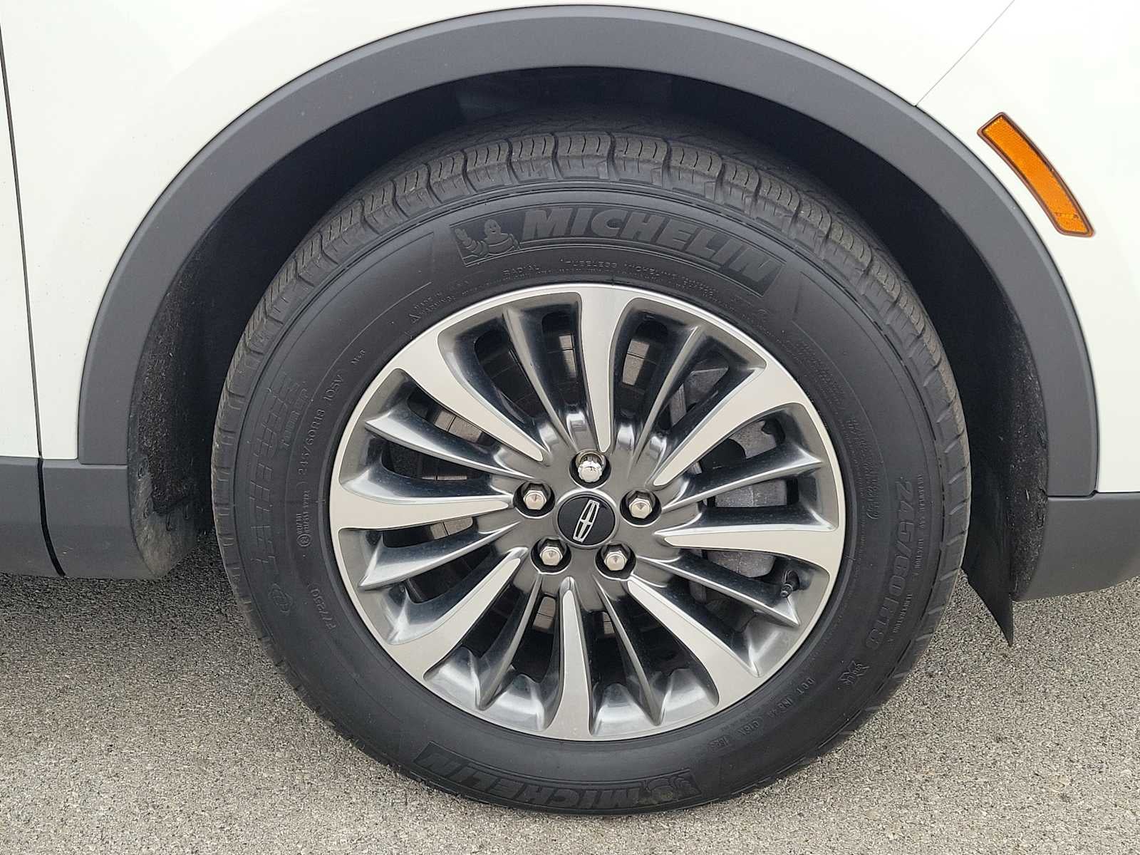 2023 Lincoln Nautilus Standard