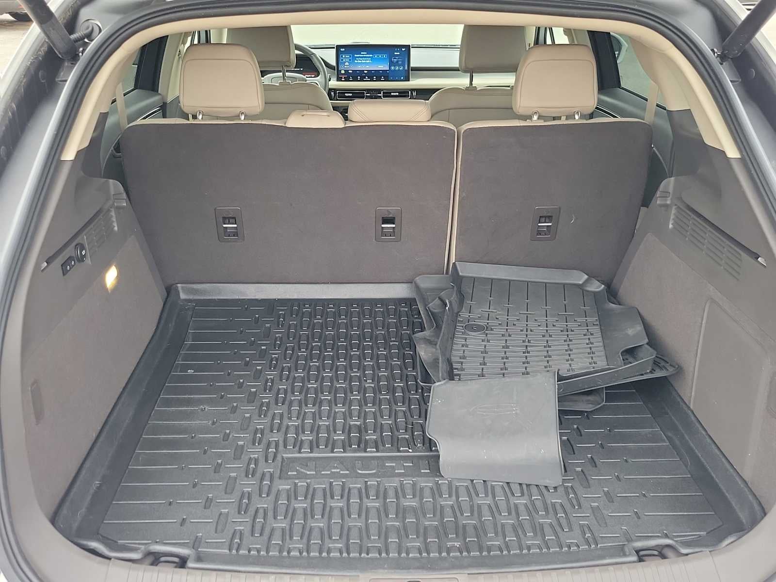 2023 Lincoln Nautilus Standard