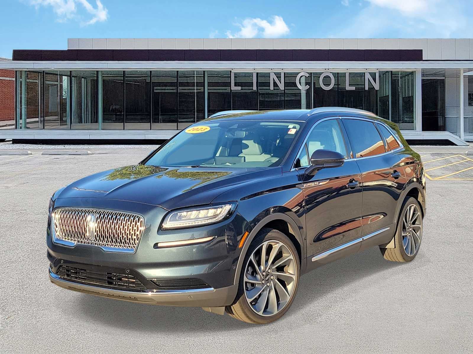 2023 Lincoln Nautilus Reserve