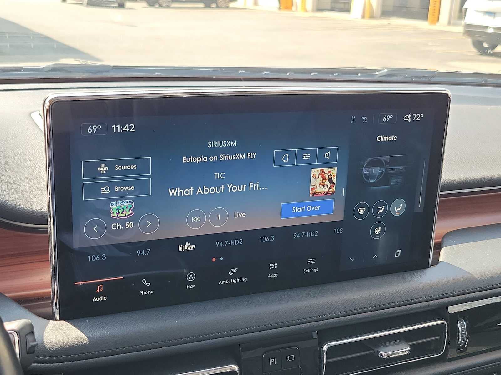 2023 Lincoln Nautilus Reserve