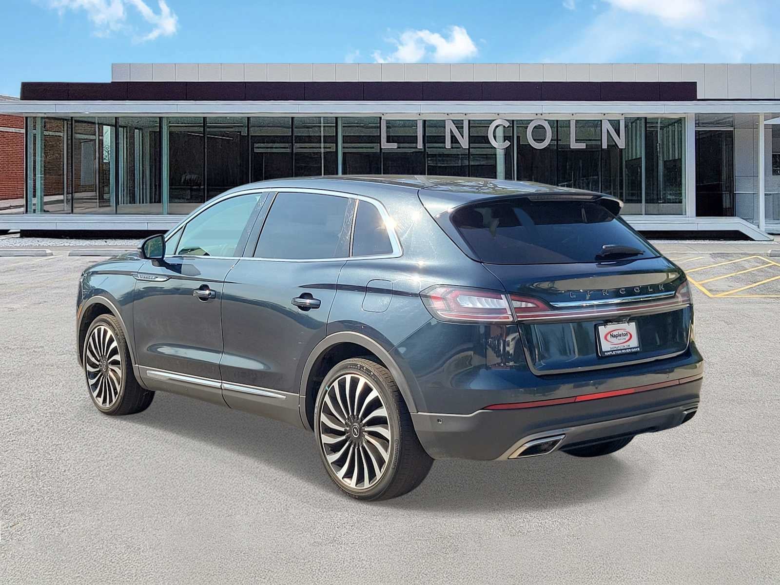 2023 Lincoln Nautilus Black Label