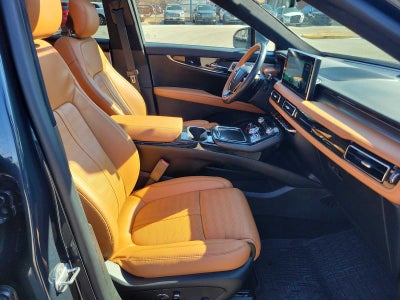 2022 Lincoln Nautilus Black Label