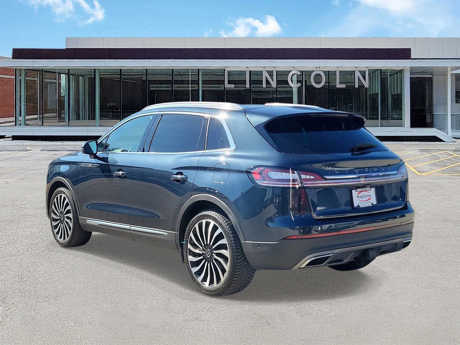 2022 Lincoln Nautilus Black Label