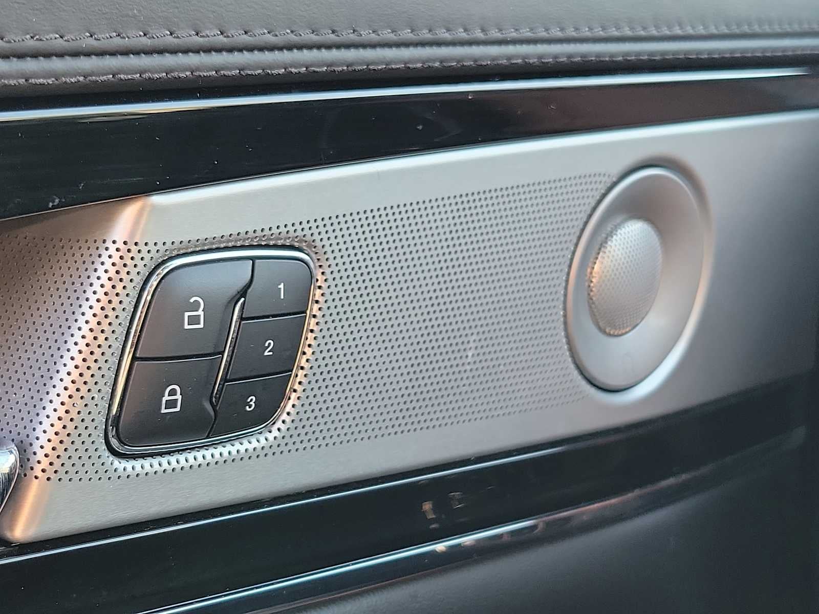 2023 Lincoln Nautilus Black Label