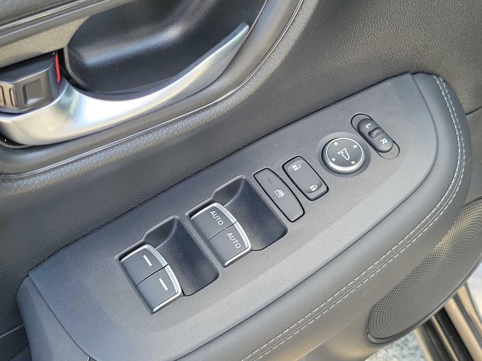 2025 Honda HR-V EX-L