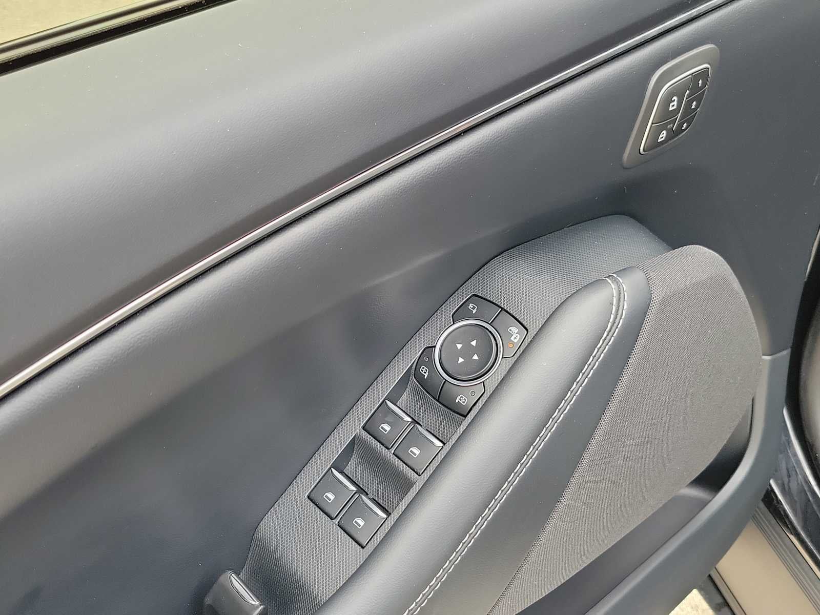 2023 Ford Mustang Mach-E California Route 1