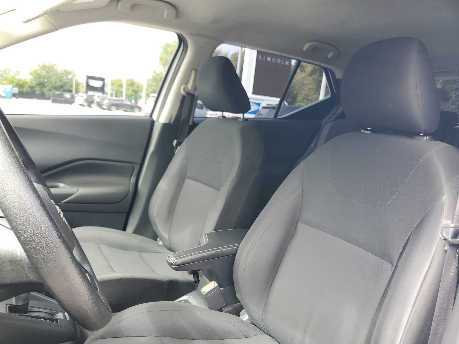 2023 Nissan Kicks S