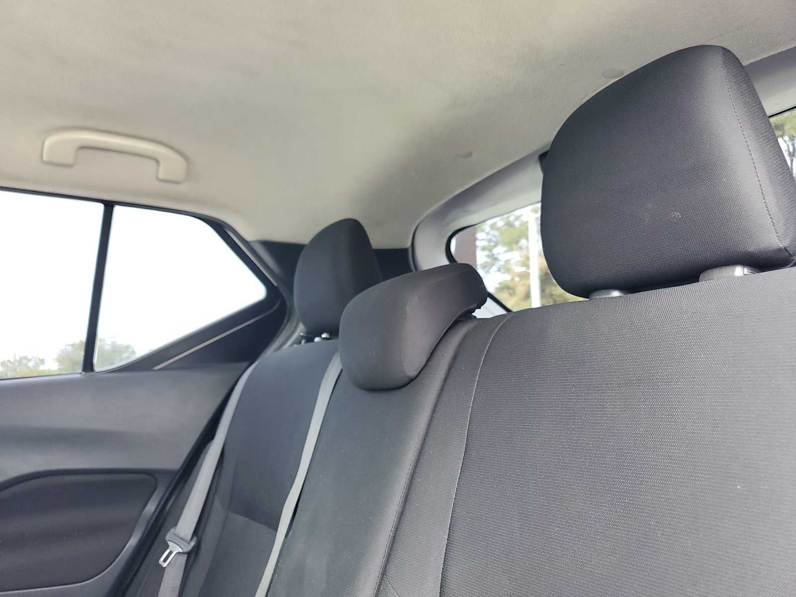 2023 Nissan Kicks S
