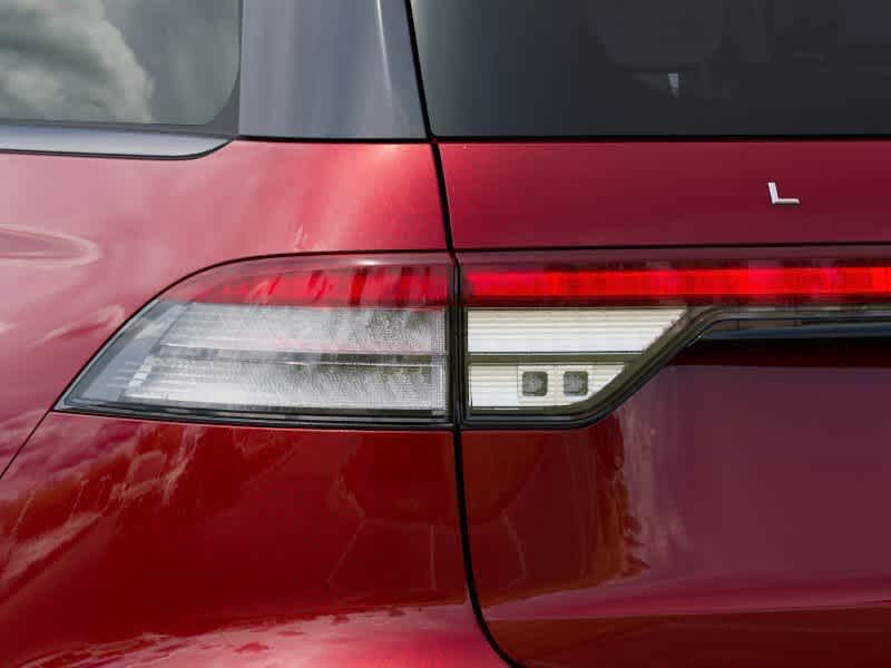 2027 Lincoln Aviator Premiere