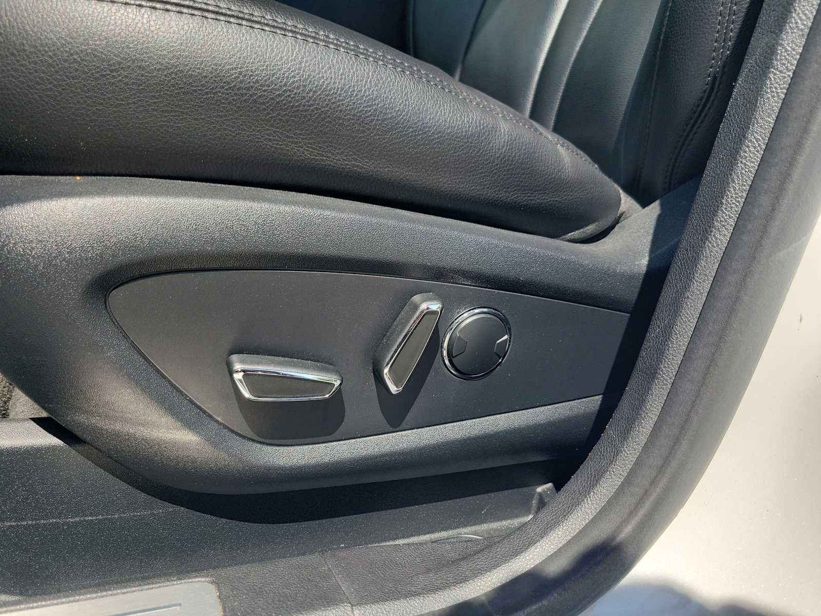 2016 Lincoln MKC Premier