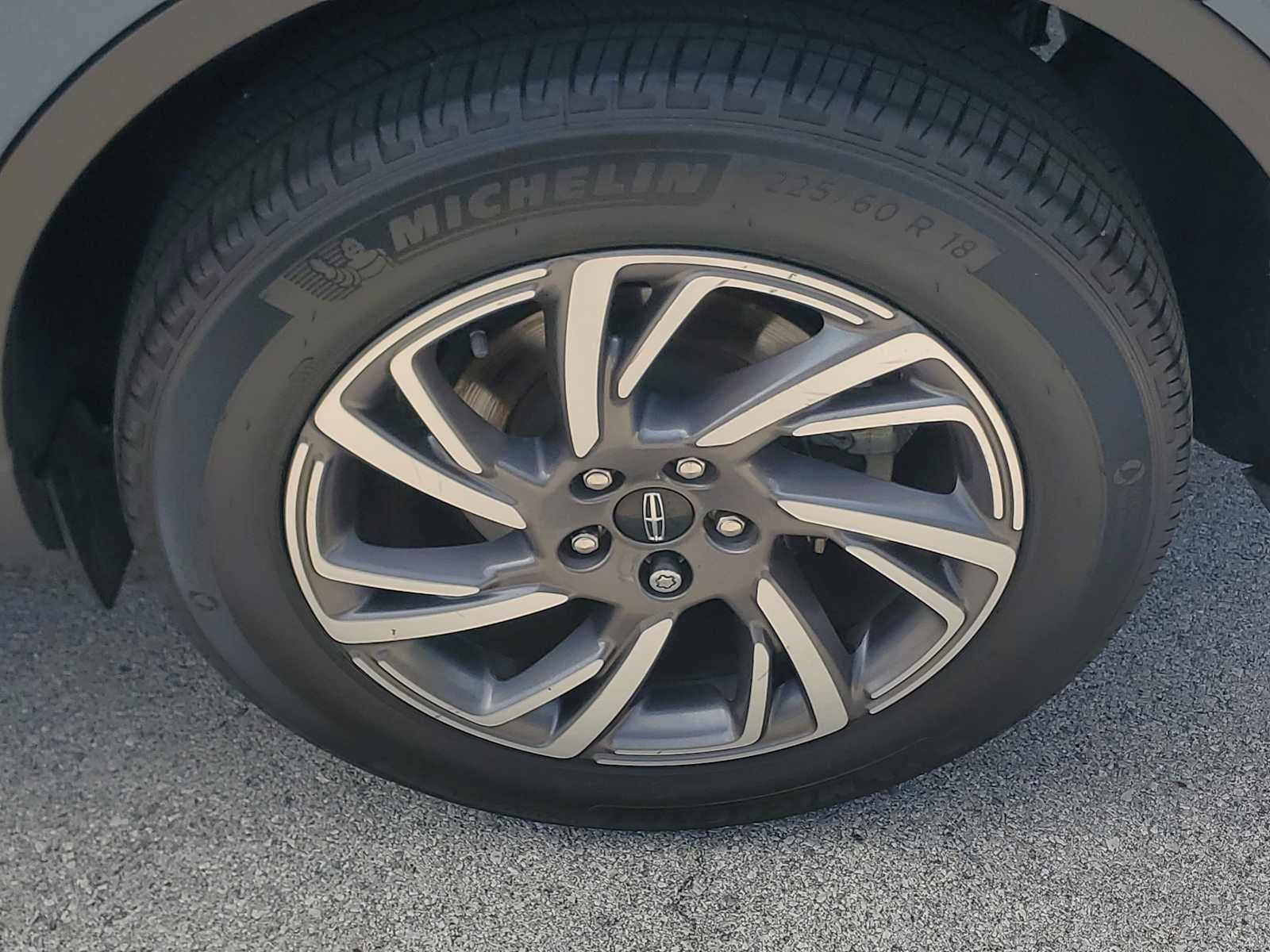 2023 Lincoln Corsair Standard