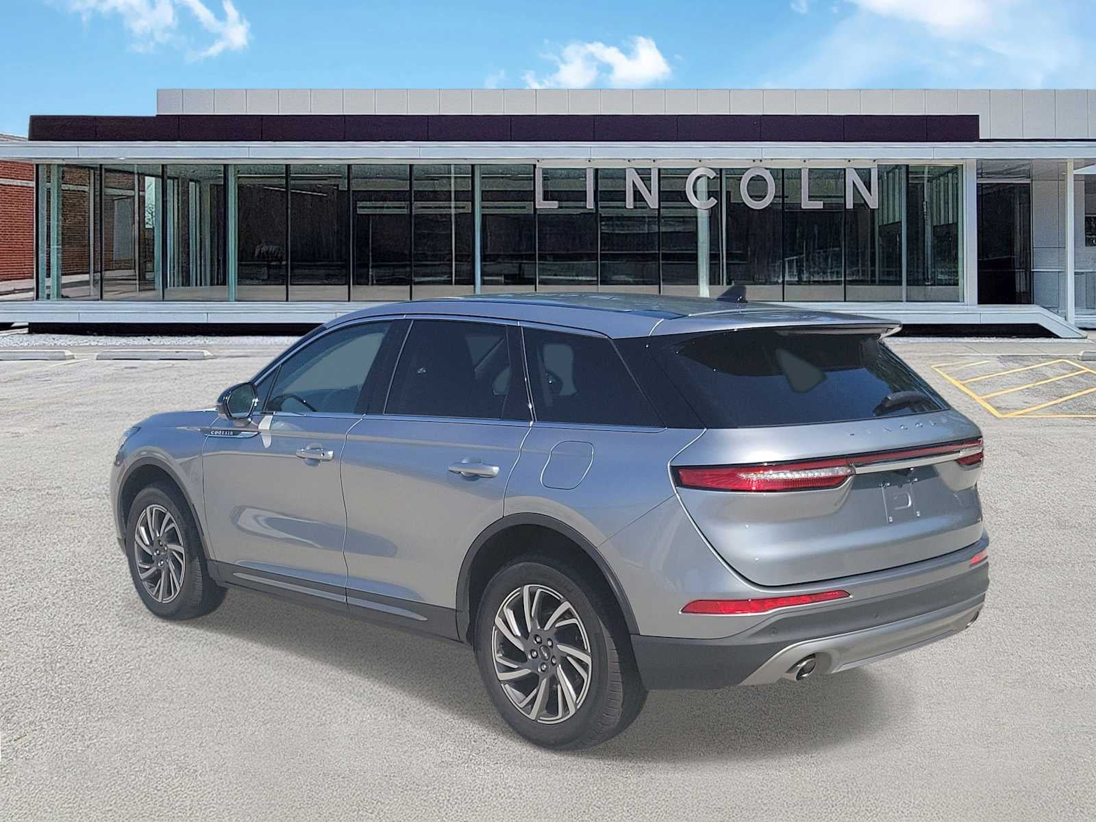 2023 Lincoln Corsair Standard