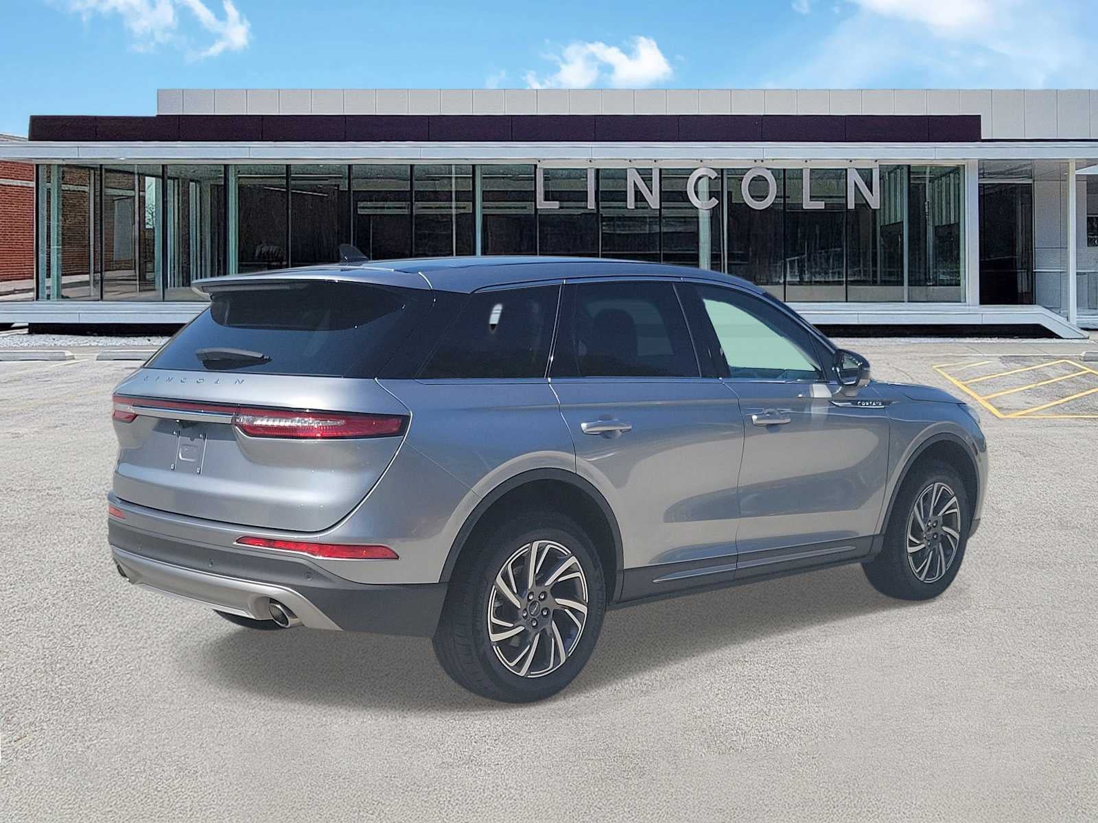 2023 Lincoln Corsair Standard