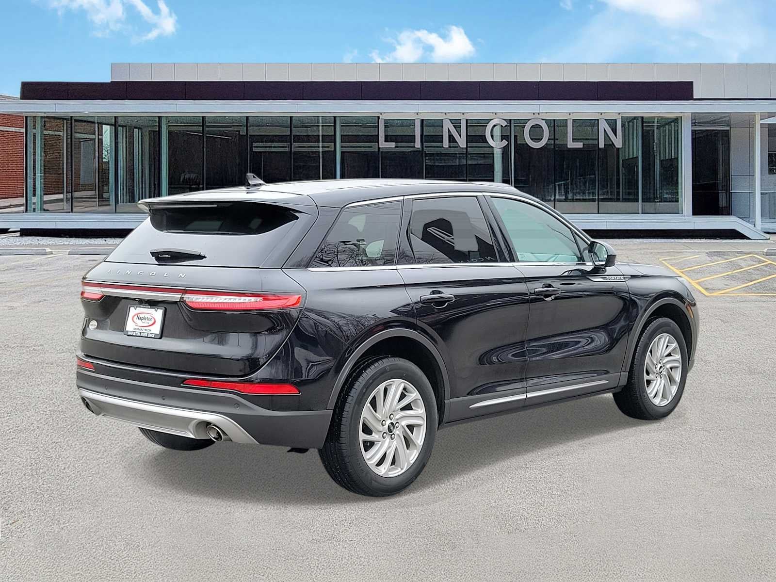2023 Lincoln Corsair Standard