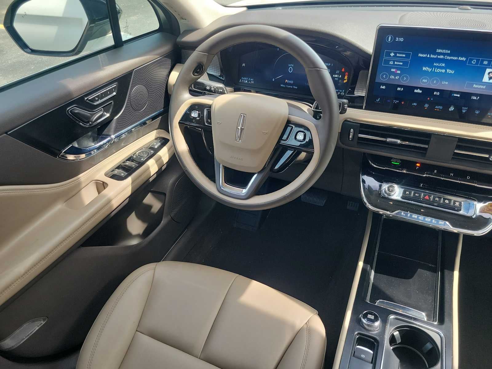 2023 Lincoln Corsair Standard