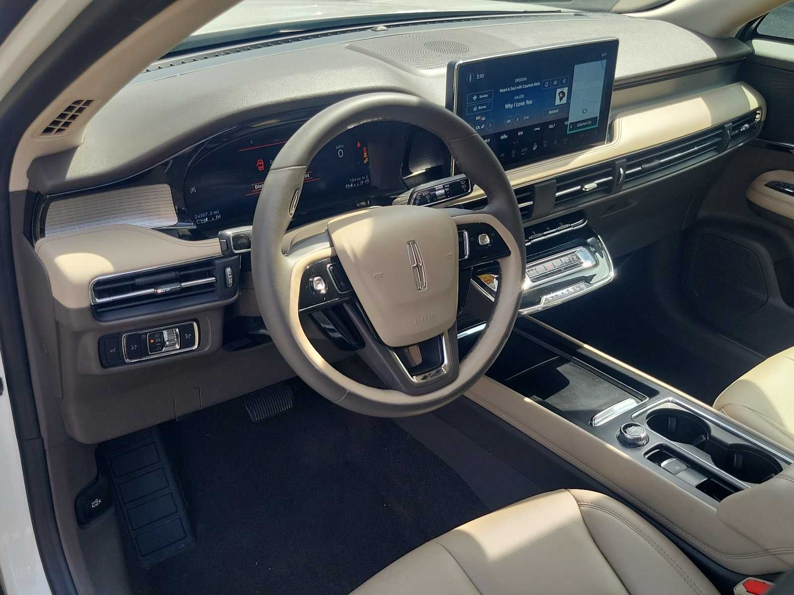 2023 Lincoln Corsair Standard