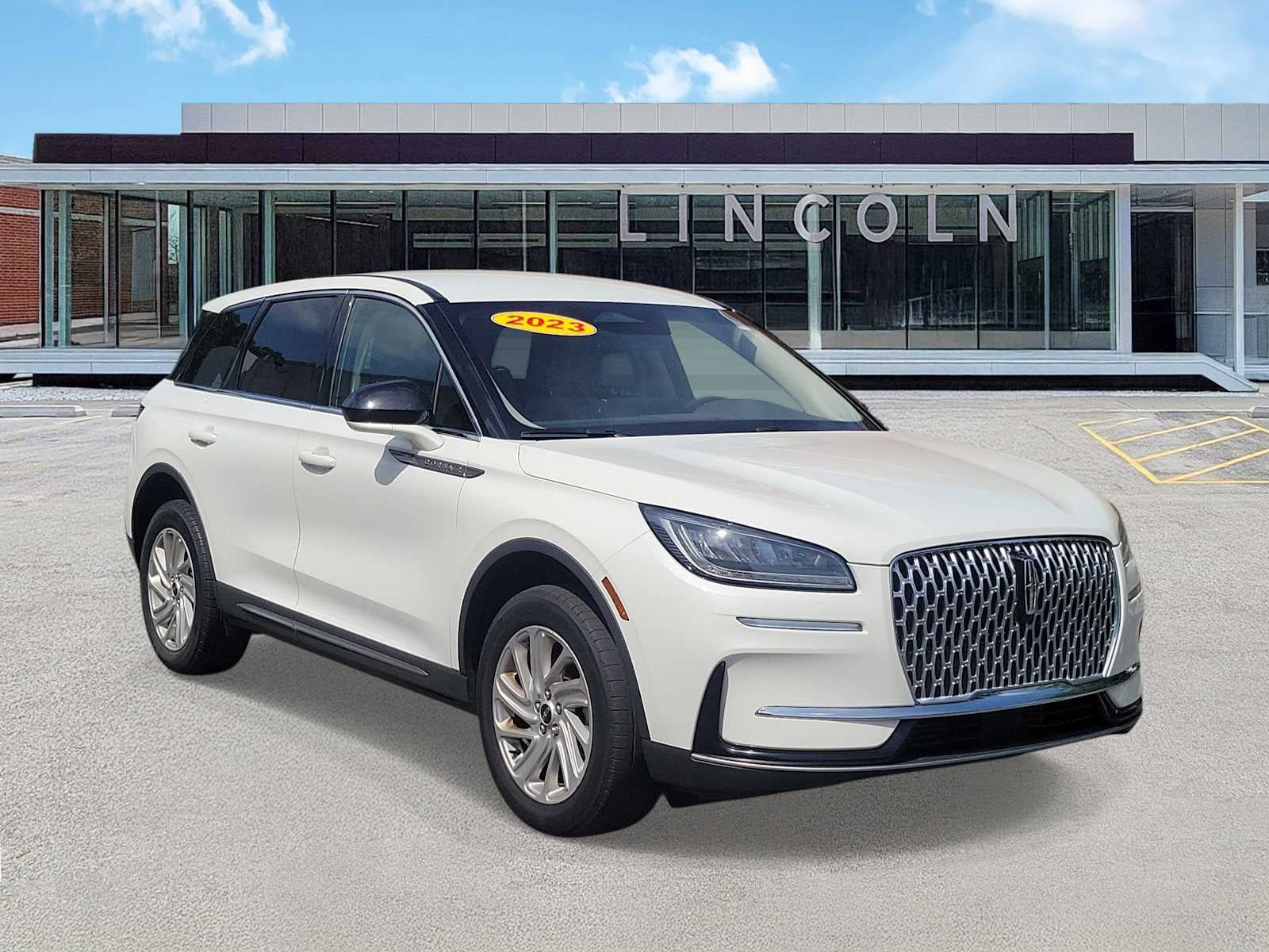 2023 Lincoln Corsair Standard